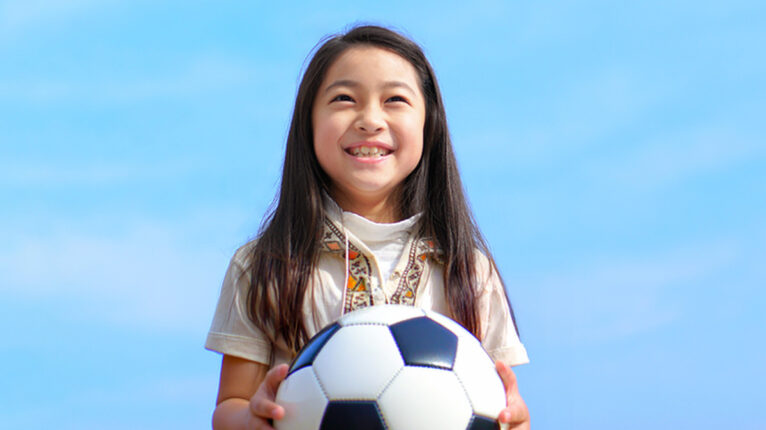 スポーツを通じて「できた！」を増やそう★ サカフルの【4つのポイント】でお子さまの成長をサポートいたします！
