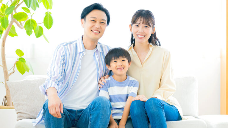 【夏休み期間中】も、《送迎対応・宿題サポート・終日お預かりOK》！お子さまと保護者さまが安心して過ごせるようサポートいたします